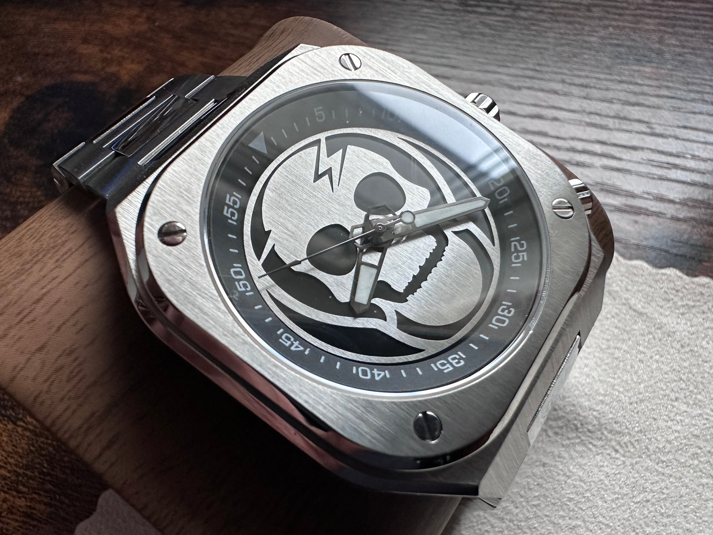 Bespoke skull mod Automatic watch